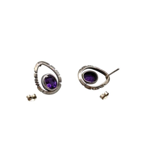 Vintage Sterling Silver and Amethyst Teardrop Stud Earrings, Estate Faceted Beze - Picture 12 of 13